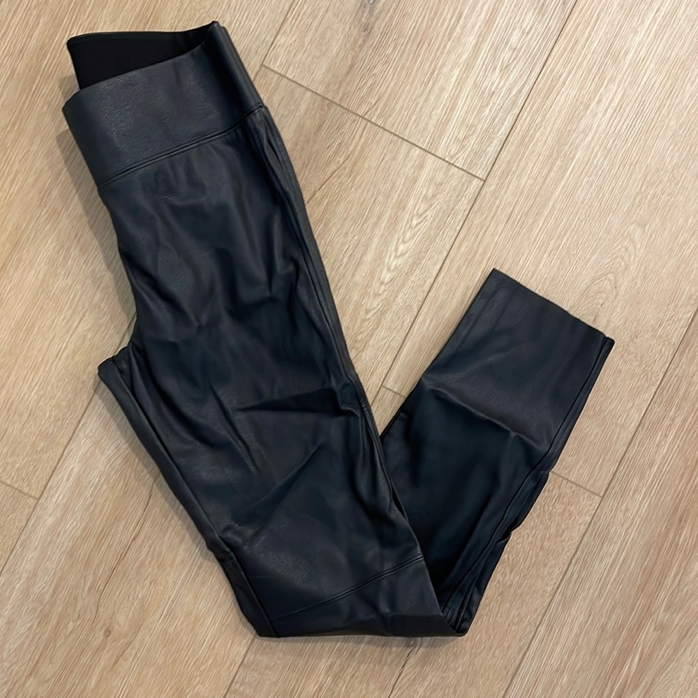 Leather leggings